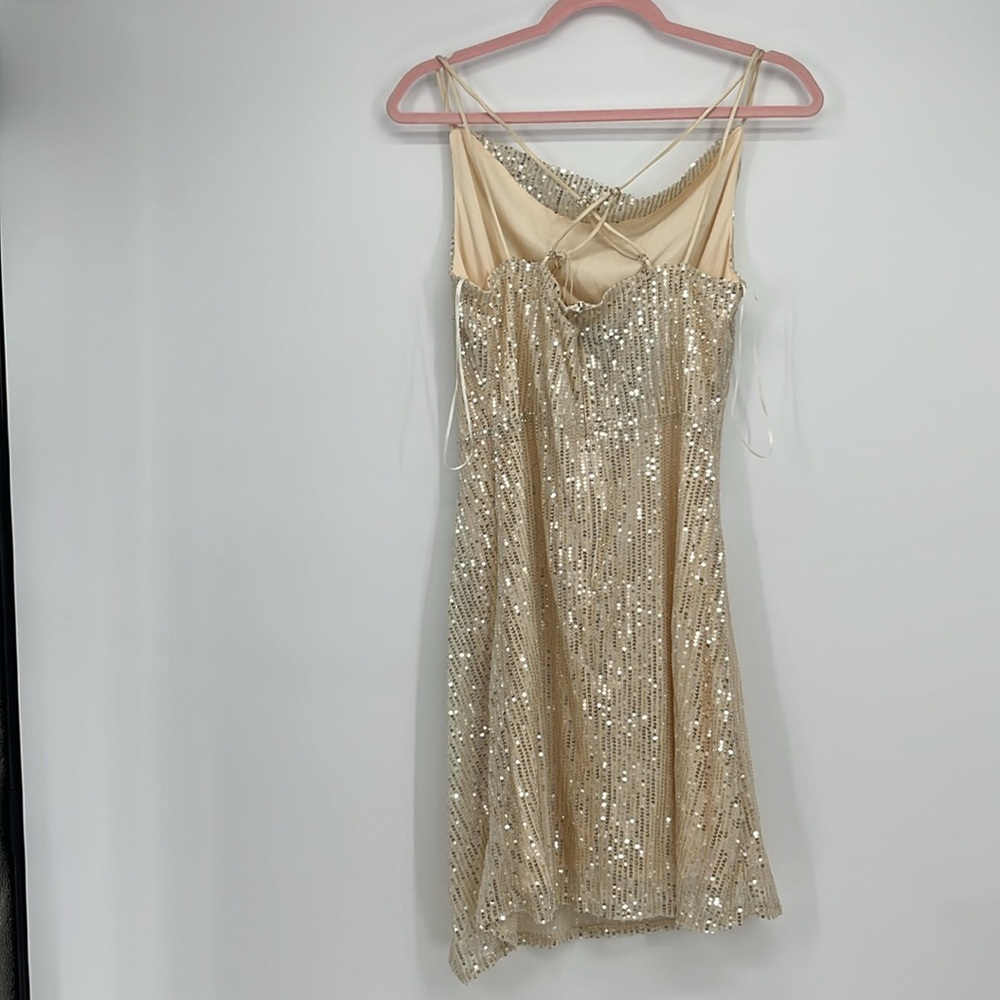 1.4.3. Story by Line Up Gold Sequin Mini Dress - Picture 4 of 7